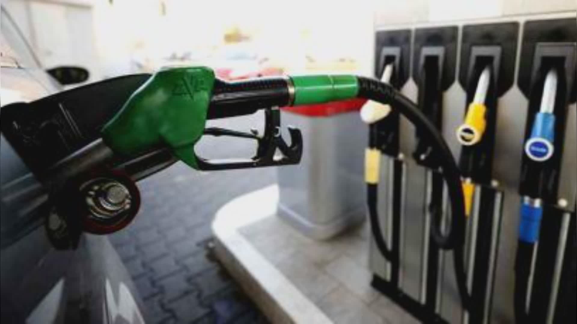 Carburanti, prezzi anomali: in alcune regioni la benzina supera il diesel