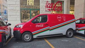 Spazio Genova: Stellantis e Coca Cola accendono le Olimpiadi di Milano-Cortina