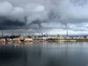 Taranto, muore un operaio all'ex Ilva: sciopero di 24 ore anche a Genova