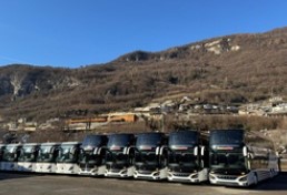 Dolomiti Bus presenta i nuovi autobus e conferma il parco mezzi più giovane del Veneto
