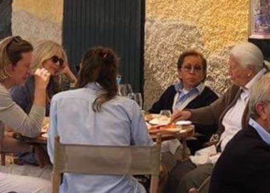 Addio Valentino, l’imperatore della moda che ha vestito la bellezza: Portofino era il suo "buen retiro"