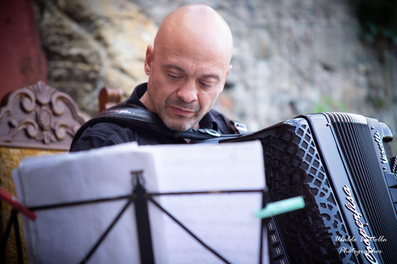 Gianluca Campi, il virtuoso della fisarmonica stasera a Scignoria! con Cicciolin