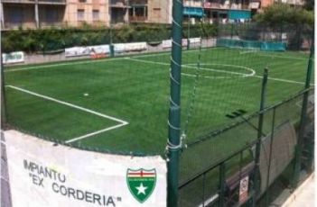 Tragedia a Sestri Ponente: trentenne si accascia e muore mentre gioca a calcetto