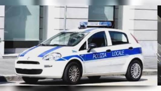 Genova, gare clandestine in auto: due denunciati dalla Polizia Locale