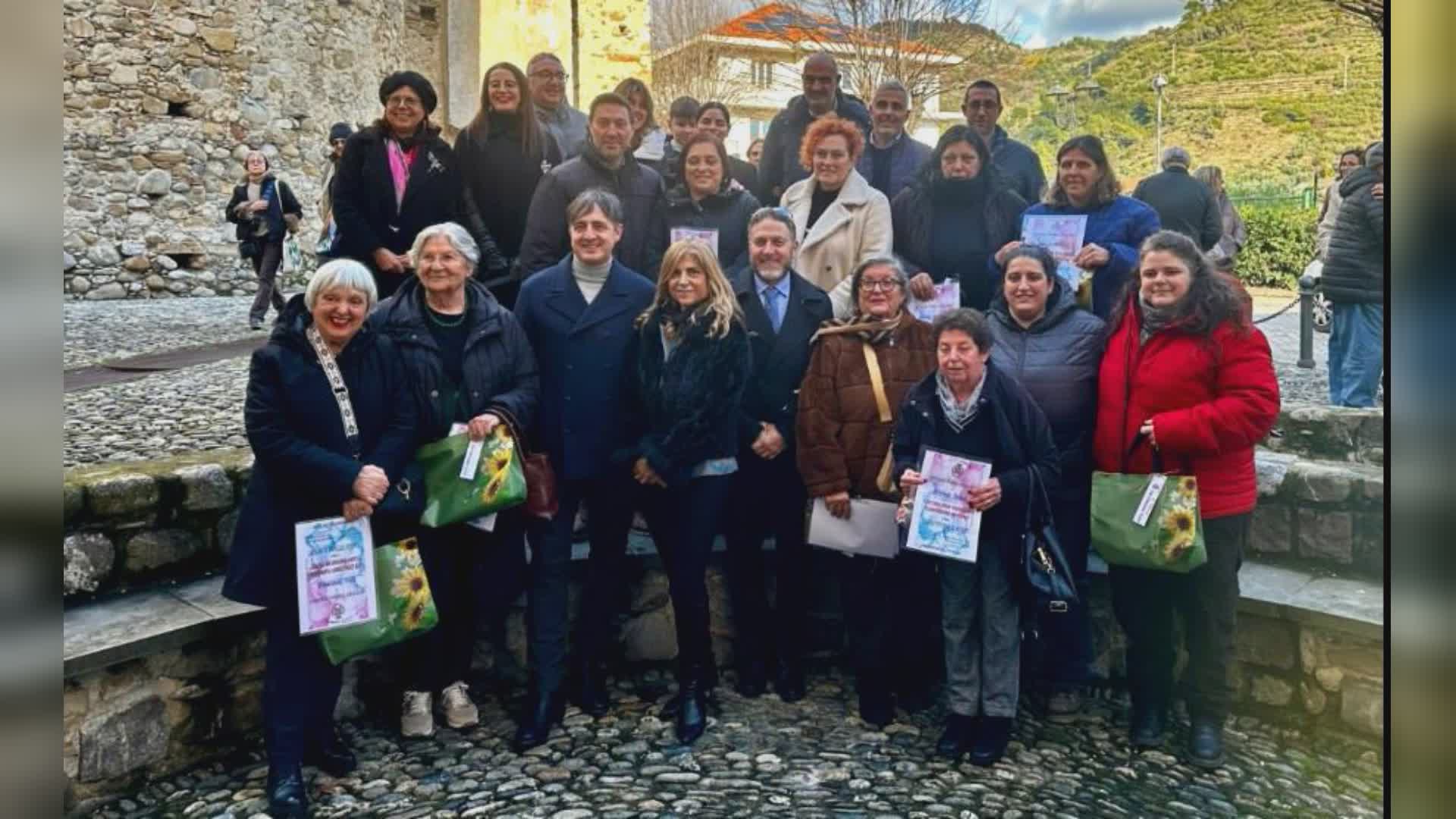 Camporosso in Fiore celebra la 20ª edizione: colori, tradizione e comunità nel borgo