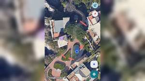 Nervi, pino pericolante: passeggiata interdetta nel tratto all'altezza del Castello