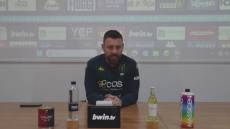 Genoa, De Rossi: "Salvezza lontana ancora anni luce, all'Olimpico mi mancherà "l'accoglienza" dei laziali"