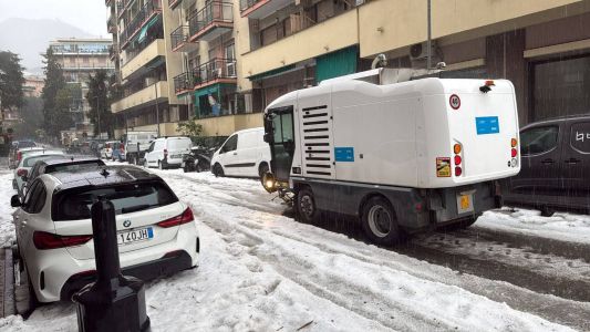 Grandine e incidenti sull’A12, traffico in tilt nel Levante ligure. 10 auto coinvolte 