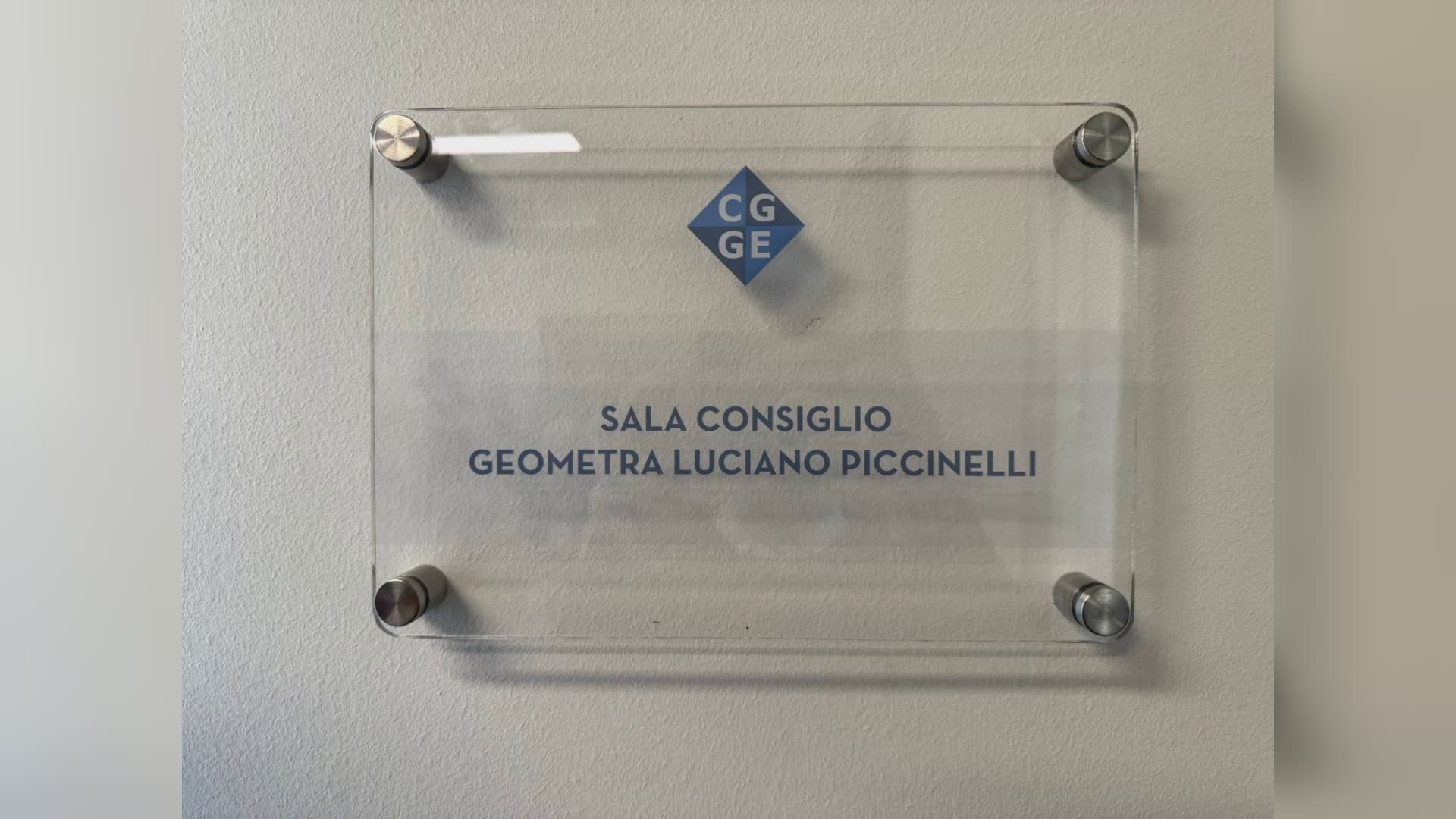 Anniversario dei geometri, sala del Consiglio intitolata a Luciano Piccinelli