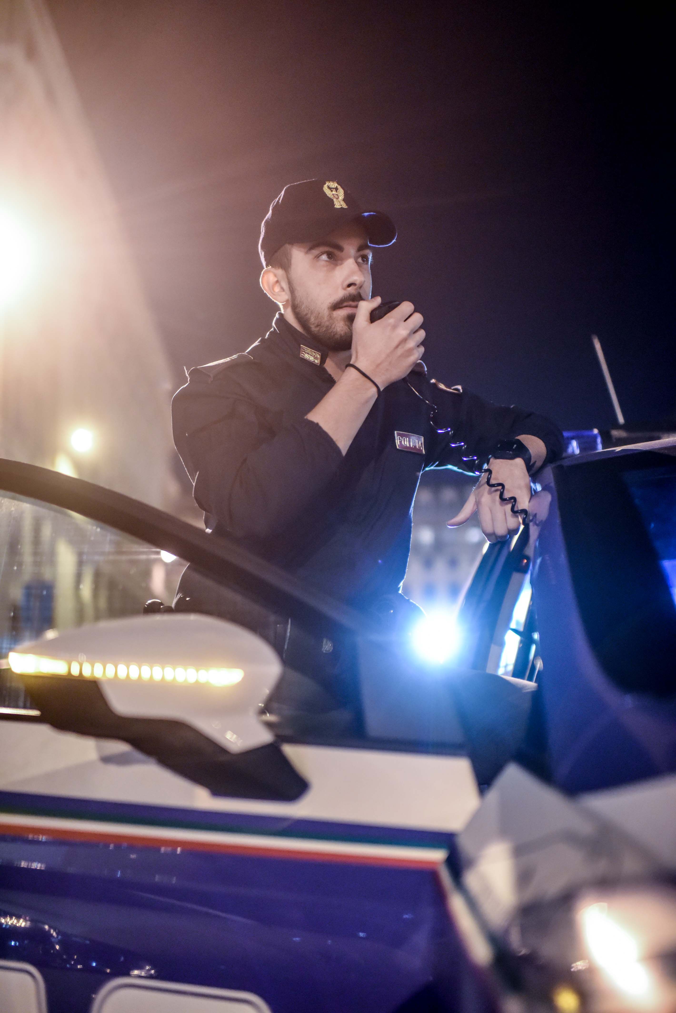 Questura di Genova: sanzionati locali per irregolarità e mancanza di requisiti antincendio