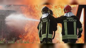 Quiliano, fiamme in un’abitazione: due persone trasportate in ospedale in codice rosso 