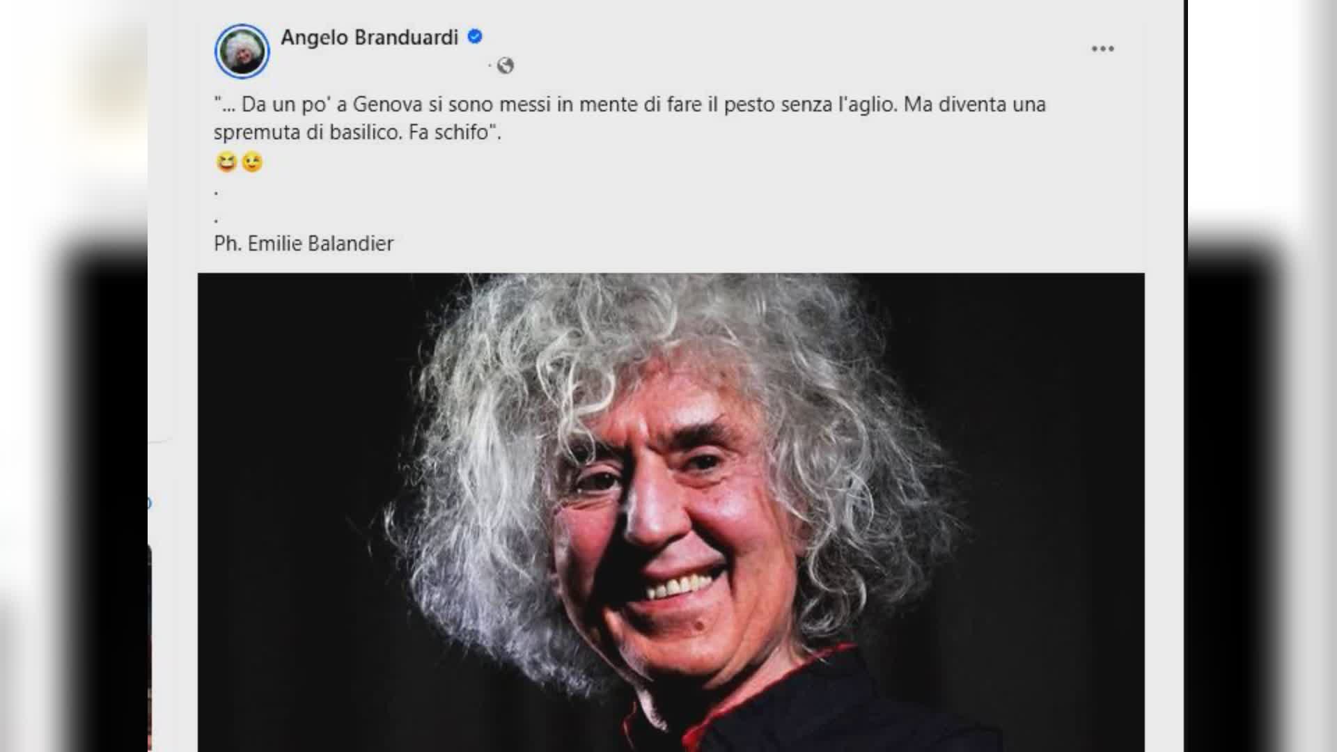 Pesto senz'aglio, la sentenza di Angelo Branduardi: "Fa schifo, sembra una spremuta di basilico"