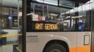 Genova, risse sui bus. Si profila l'utilizzo di agenti in borghese