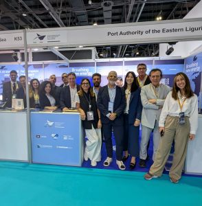 Il sistema portuale La Spezia–Marina di Carrara al Breakbulk Middle East di Dubai