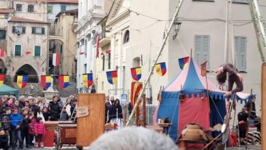 La "Domenica Pedonale" anima Mura delle Grazie e Mura della Marina