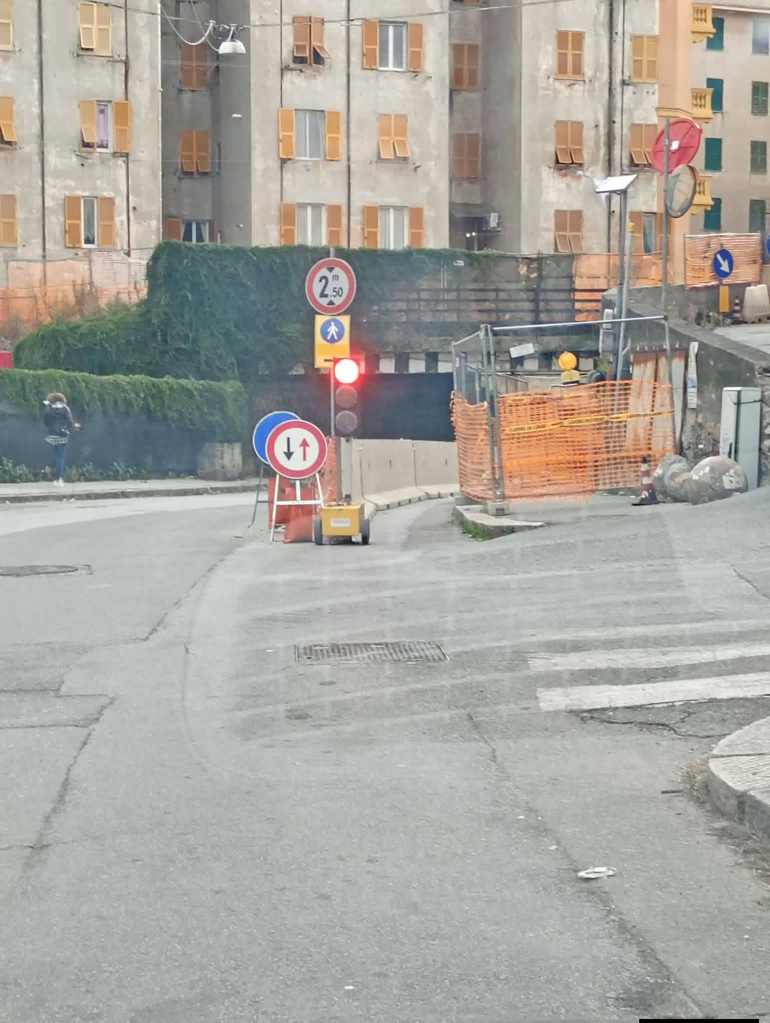 Novità in Valpolcevera: riapre il passaggio pedonale Brin - Arosto ed eliminato il semaforo di via Piombelli