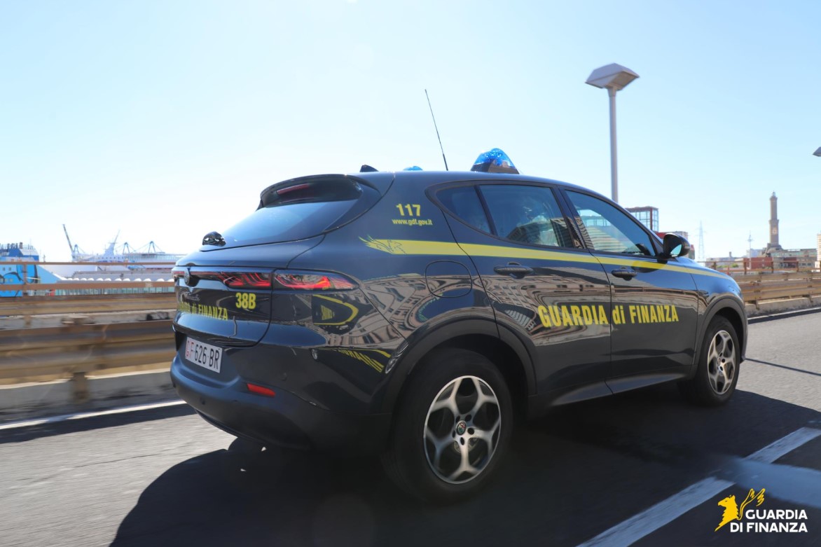 Genova: trading online in criptovalute, truffati per 100mila euro due professionisti, un denunciato