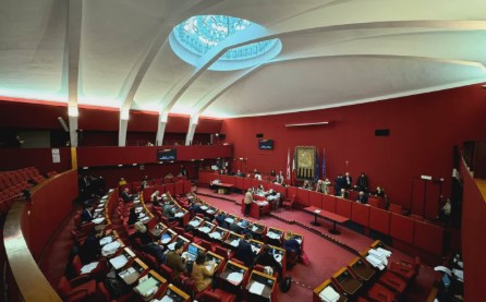 Genova: scintille in Comune, la Ghio usa i termini "ridicoli" e "ignoranti" rivolta all'opposizione, seduta sospesa