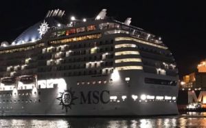 Guerra in Iran, 563 italiani bloccati a Dubai su nave da crociera, in corso le operazioni per il rimpatrio