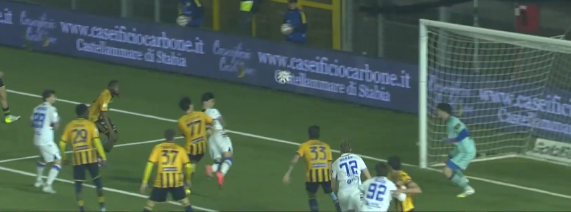 Le pagelle di Juve Stabia - Sampdoria: Di Pardo si trasforma in bomber, buon rientro di Martinelli. Brunori isolato