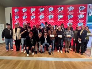 La Baistrocchi entra nel corpo umano: satira, musica e beneficenza per il nuovo spettacolo