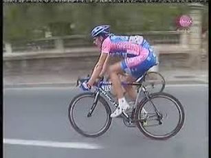 Verso la Milano-Sanremo, vent'anni fa la vittoria di Pozzato: l'amarcord in dialetto a Scignoria!