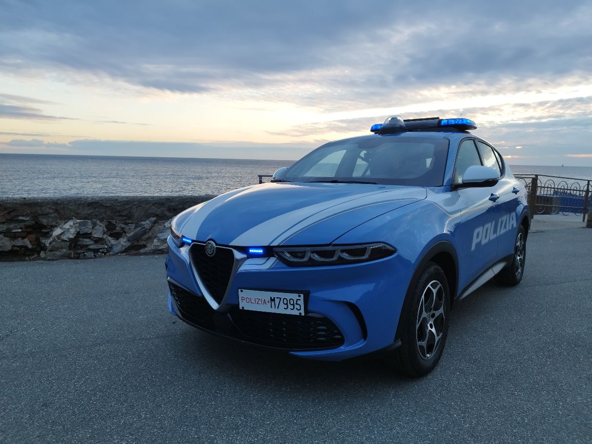 Genova, Polizia: due arresti in 24 ore per furto in tabaccheria e aggressione a agenti