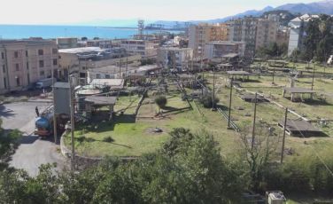 Salis: "I depositi chimici da collocare in un'area demaniale, il più lontano possibile dalle case".