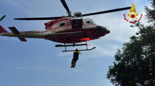 Ronco Scrivia, grave incidente: 53enne ferito da una motozappa, rischio amputazione