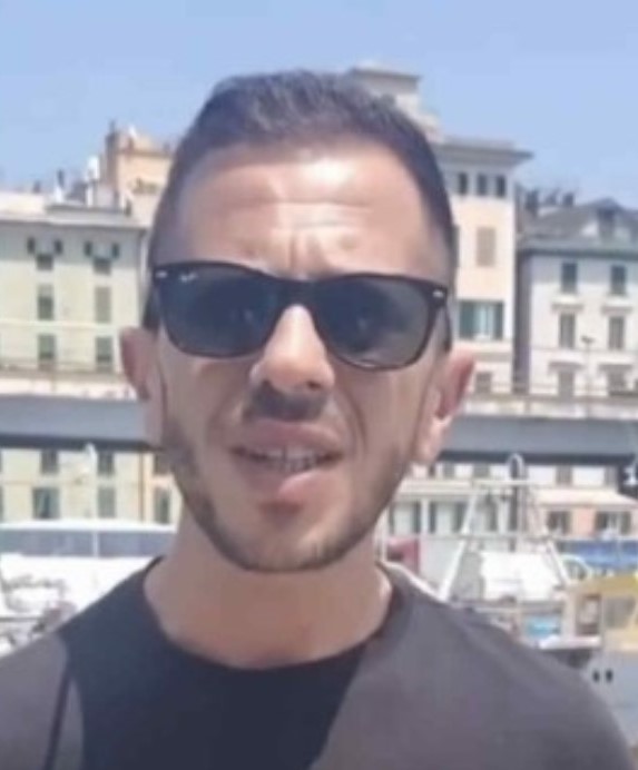 Il genovese Josè Nivoi tra gli attivisti del "Nuestra America Convoy" in missione umanitaria a Cuba