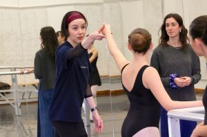 Carlo Felice, danza: trionfale Masterclass con Isabella McGuire Mayes organizzata da Jacopo Bellussi con supporto Rotary e Amici Teatro