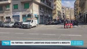Genova, convivenza difficile tra gli abitanti di via Tortosa e il mercato