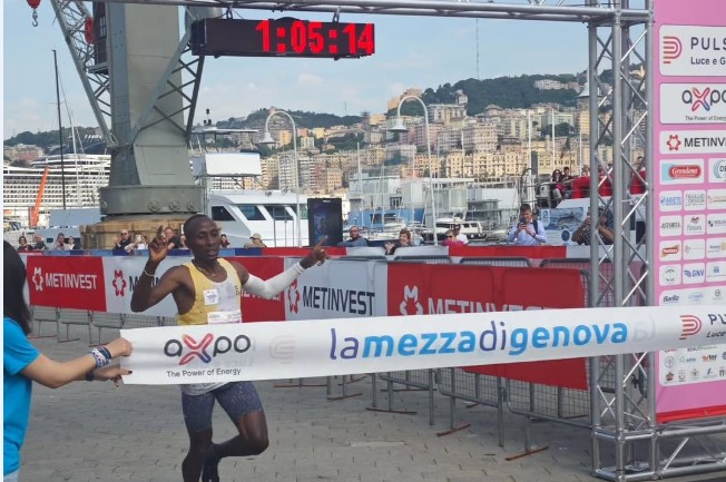 Mezza di Genova, vince il kenyano Peter Mutiri Wahome. Silvia Salis arriva con tempo di 1h 50'37"