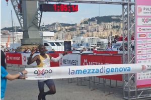 Mezza di Genova, vince il kenyano Peter Mutiri Wahome. Silvia Salis arriva con tempo di 1h e 48'