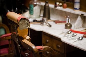 La Spezia, barber shop sequestrati: Guardia di Finanza chiude quattro attività nel Levante