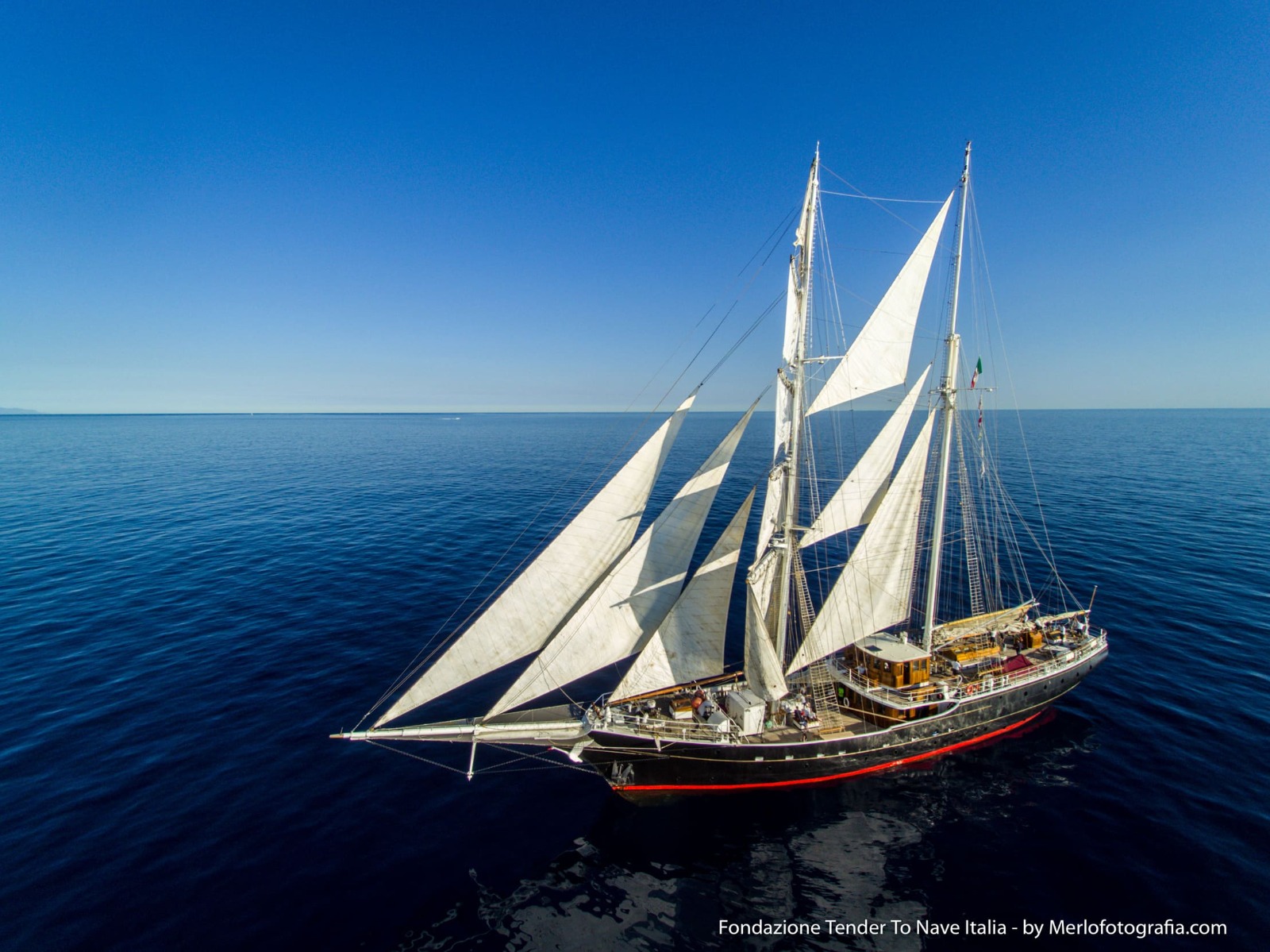 Nave Italia 2026, al via dalla Spezia il viaggio dell’inclusione: studenti a bordo con Daniele Cassioli
