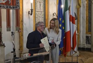 Genova premia Diaspro con il Grifo d’Oro: scienza, giovani e futuro della ricerca