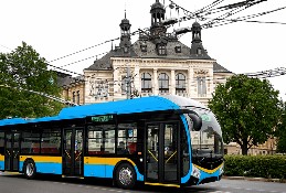 CAF-Solaris accelera in Svezia: maxi commessa da 204 autobus elettrici per oltre 125 milioni