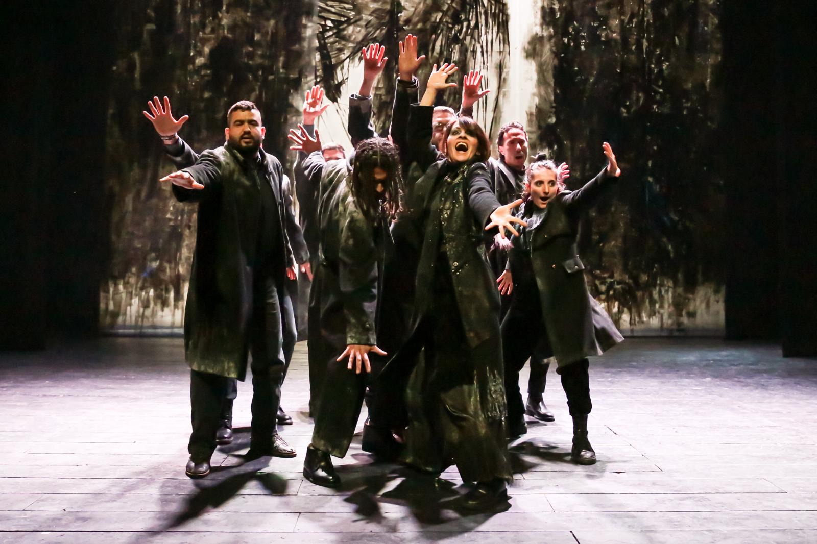 “La Voce di Antigone” al Teatro Ivo Chiesa: il palcoscenico diventa strumento di rinascita sociale