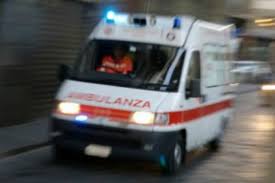 Bordighera, ambulanza si scontra con un’auto: tre feriti nella notte