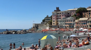 Genova, divieti balneazione nel Levante: a Vernazzola stop ai bagni, Priaruggia rinviata ai primi di giugno