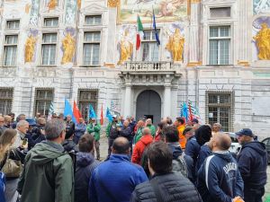Porto di Genova, sicurezza e traffico sotto pressione: istituito un tavolo permanente tra sindacati e Autorità portuale