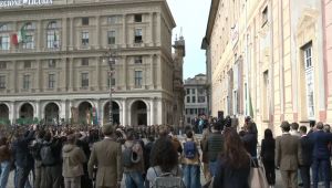 Genova, al via con l'alzabandiera la 97a Adunata nazionale degli Alpini