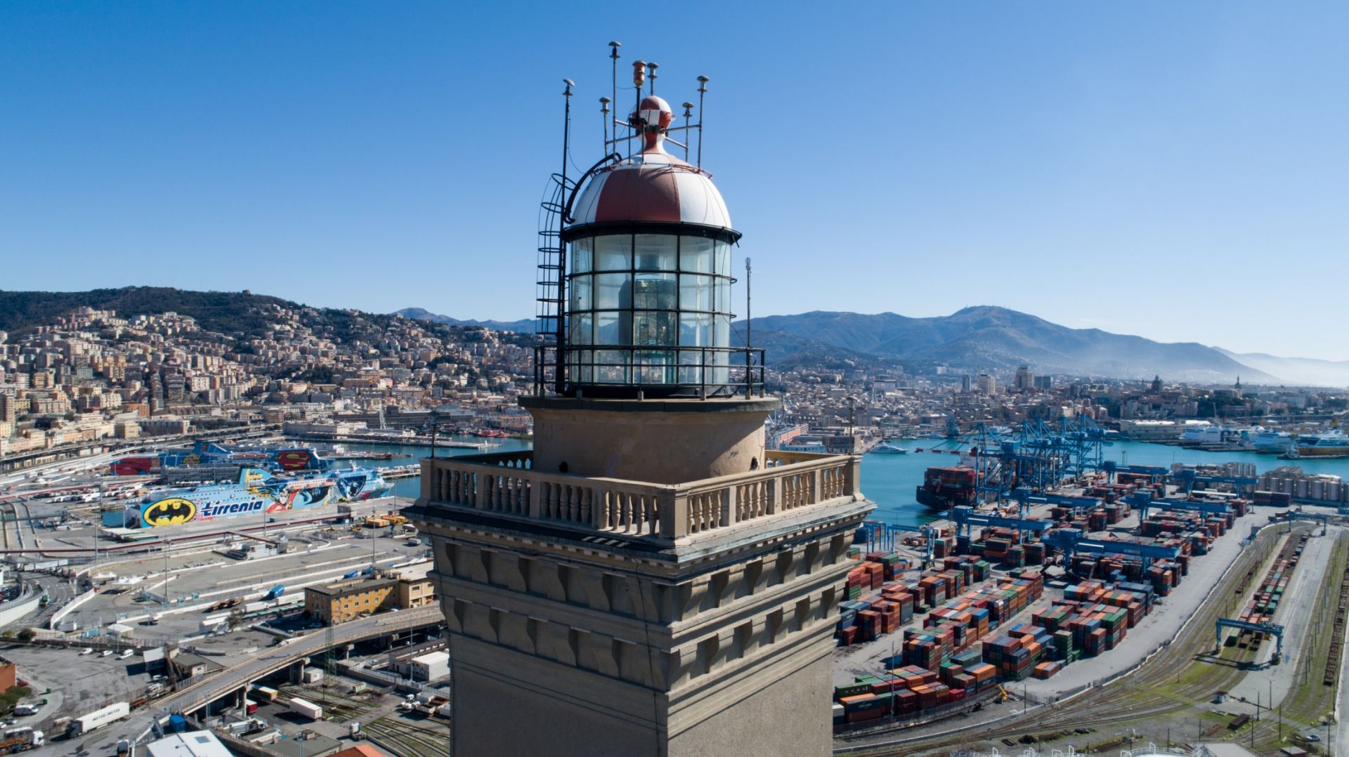 Weekend tra arte, gioco e benessere al Galata e alla Lanterna: Genova riscopre i suoi simboli