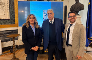 Giorgio Perinetti presenta il libro dedicato alla figlia morta di anoressia: “La mia Emanuela non ce l’ha fatta, ma altre possono salvarsi"