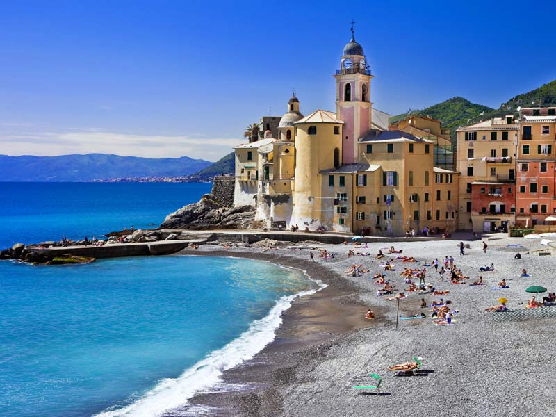 Camogli, attivati i protocolli straordinari per il rischio mareggiate
