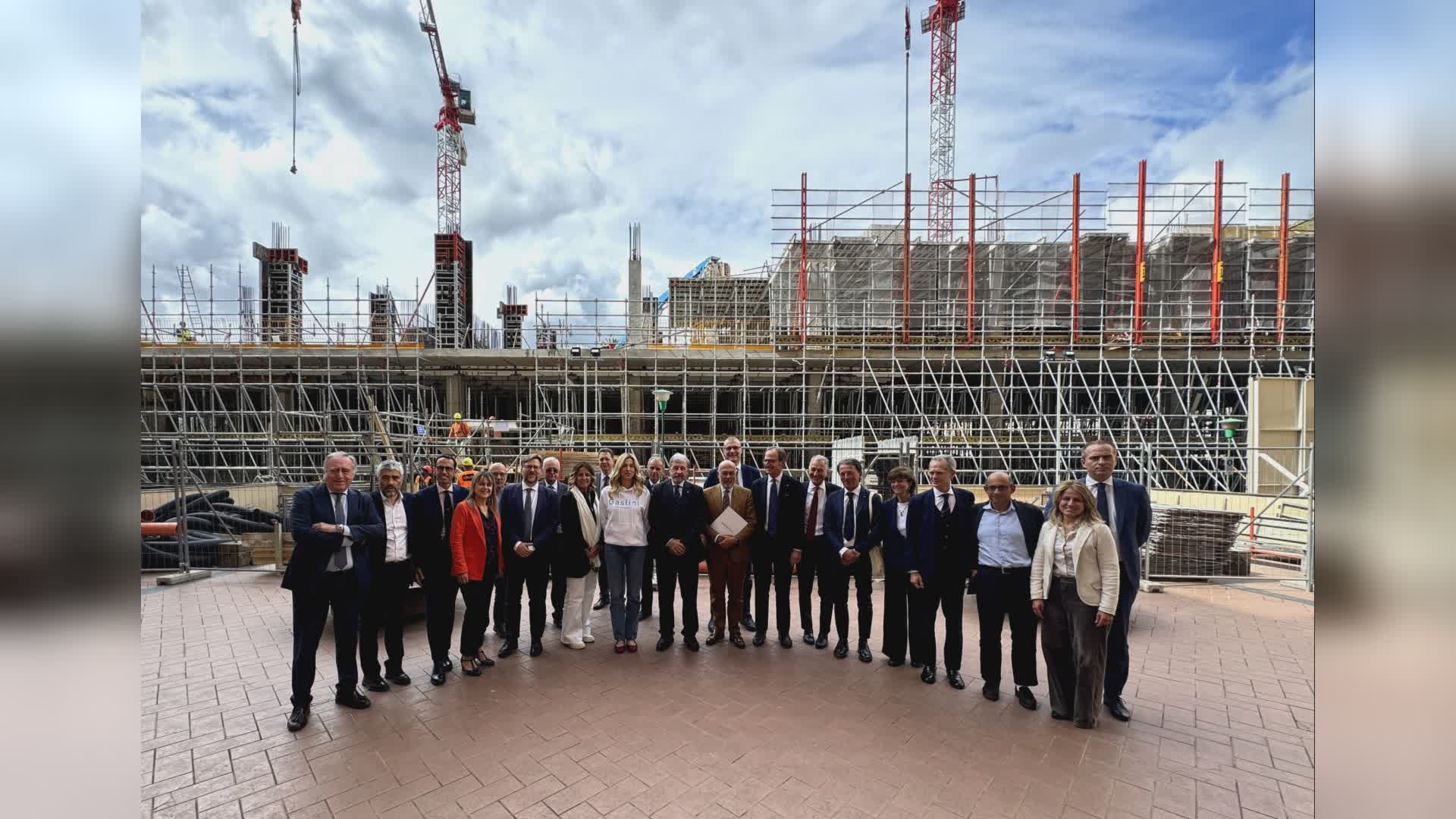 Gaslini, confronto con amministratori e parlamentari liguri su investimenti e sviluppo