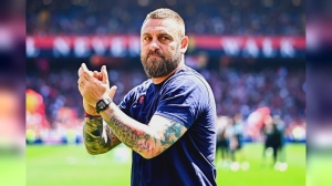 Genoa, De Rossi: "Differenza con il Milan fatta dagli errori, per il futuro dobbiamo alzare la qualità"