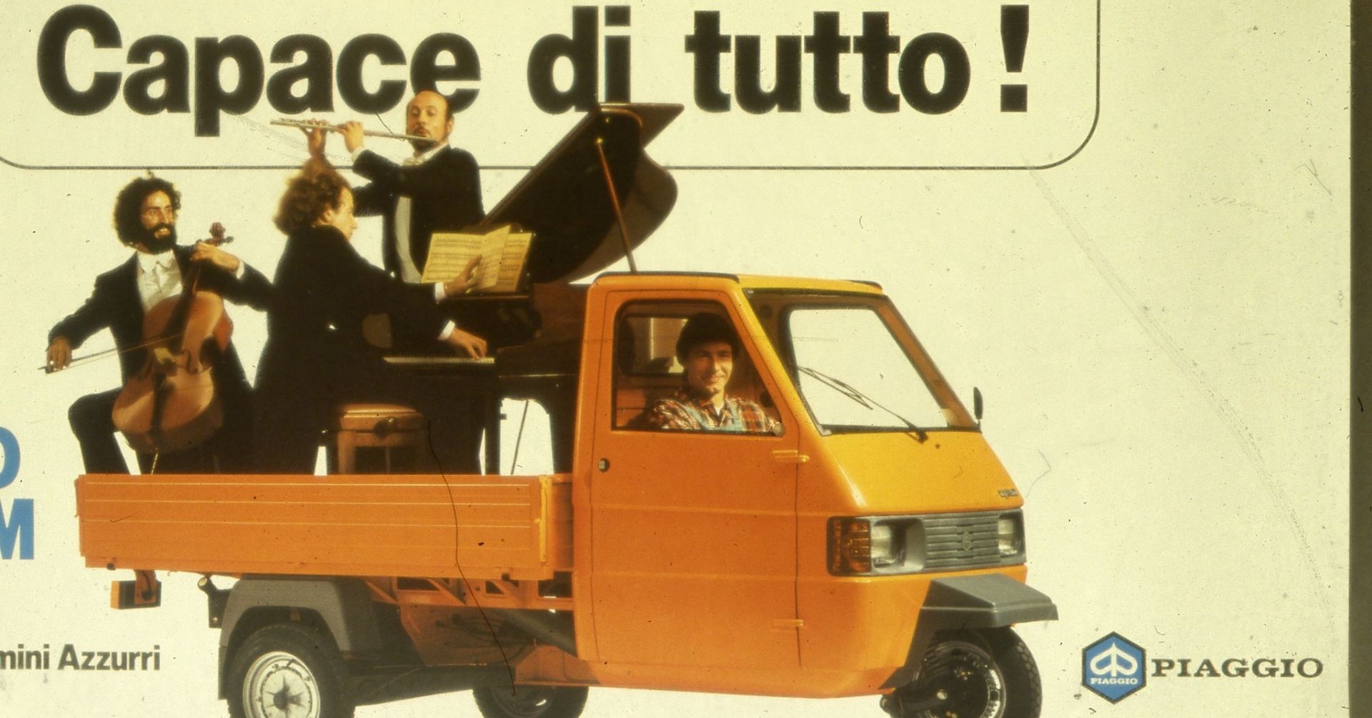 Fermato in Ape Piaggio in autostrada: "Ingannato dal navigatore"