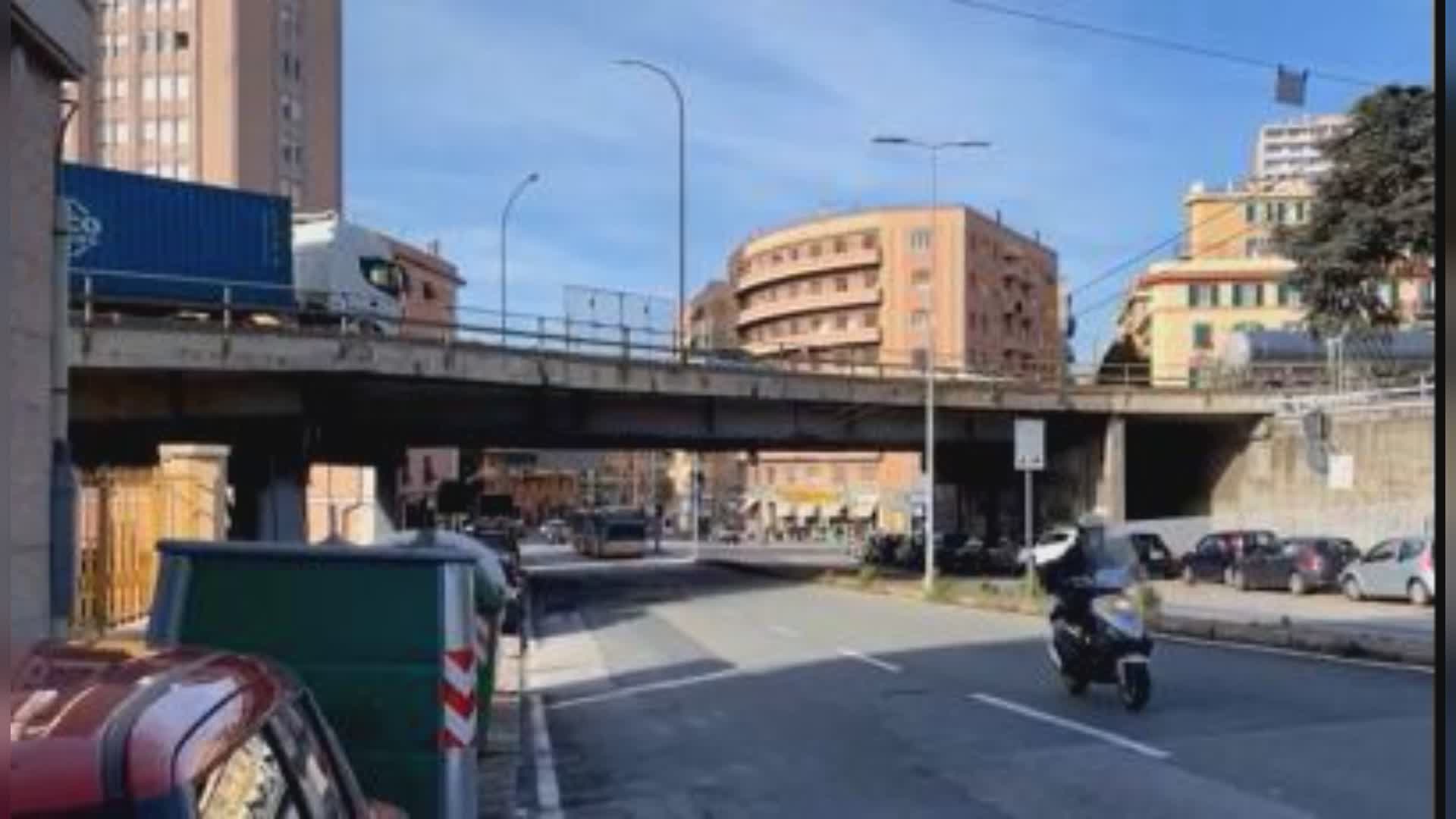 Sopraelevata: chiusa di notte fino al 30 novembre la rampa per Genova Ovest verso Ponente